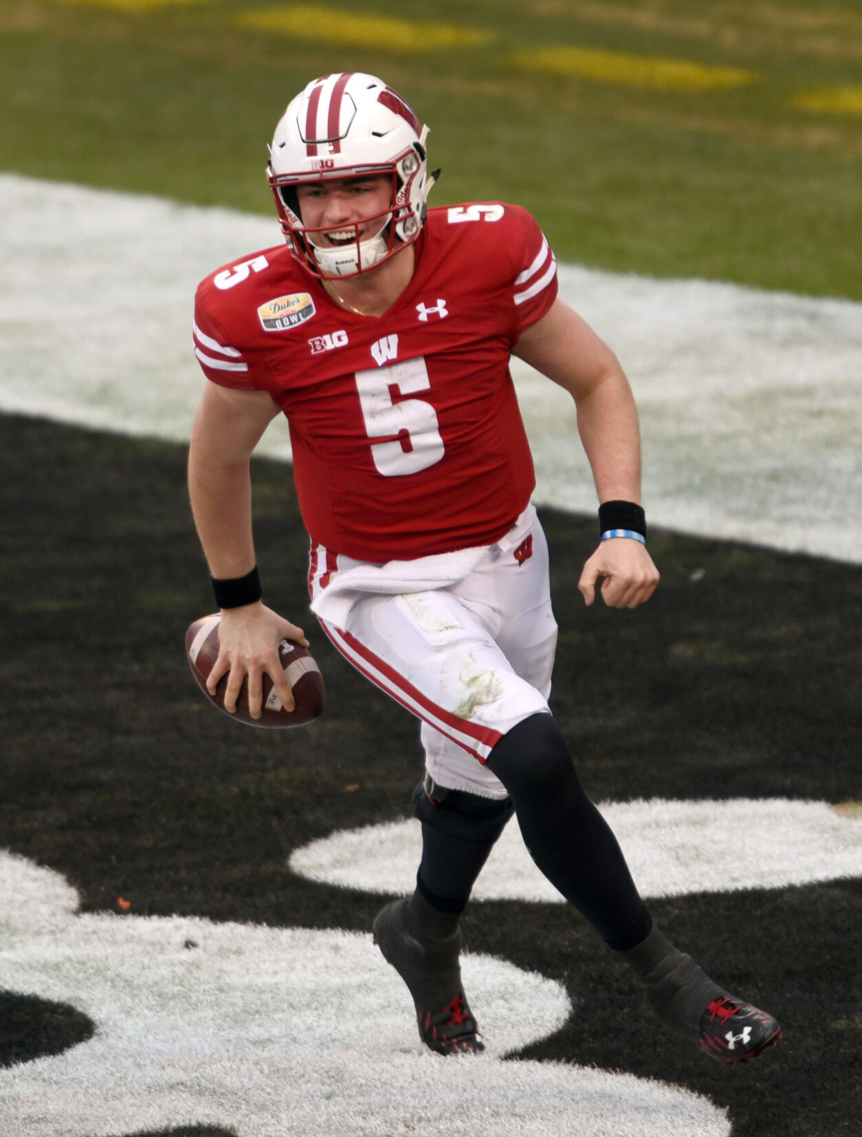 Wisconsin Wake Forest Duke's Mayo Bowl